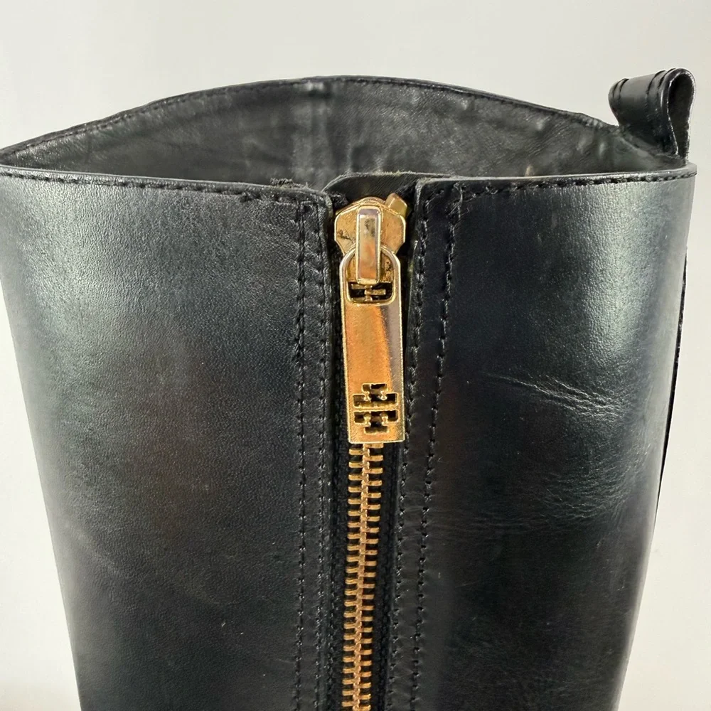Vintage Y2K Tory Burch Leather Gold Logo Knee‎ High Heeled Boots in Black Size 7